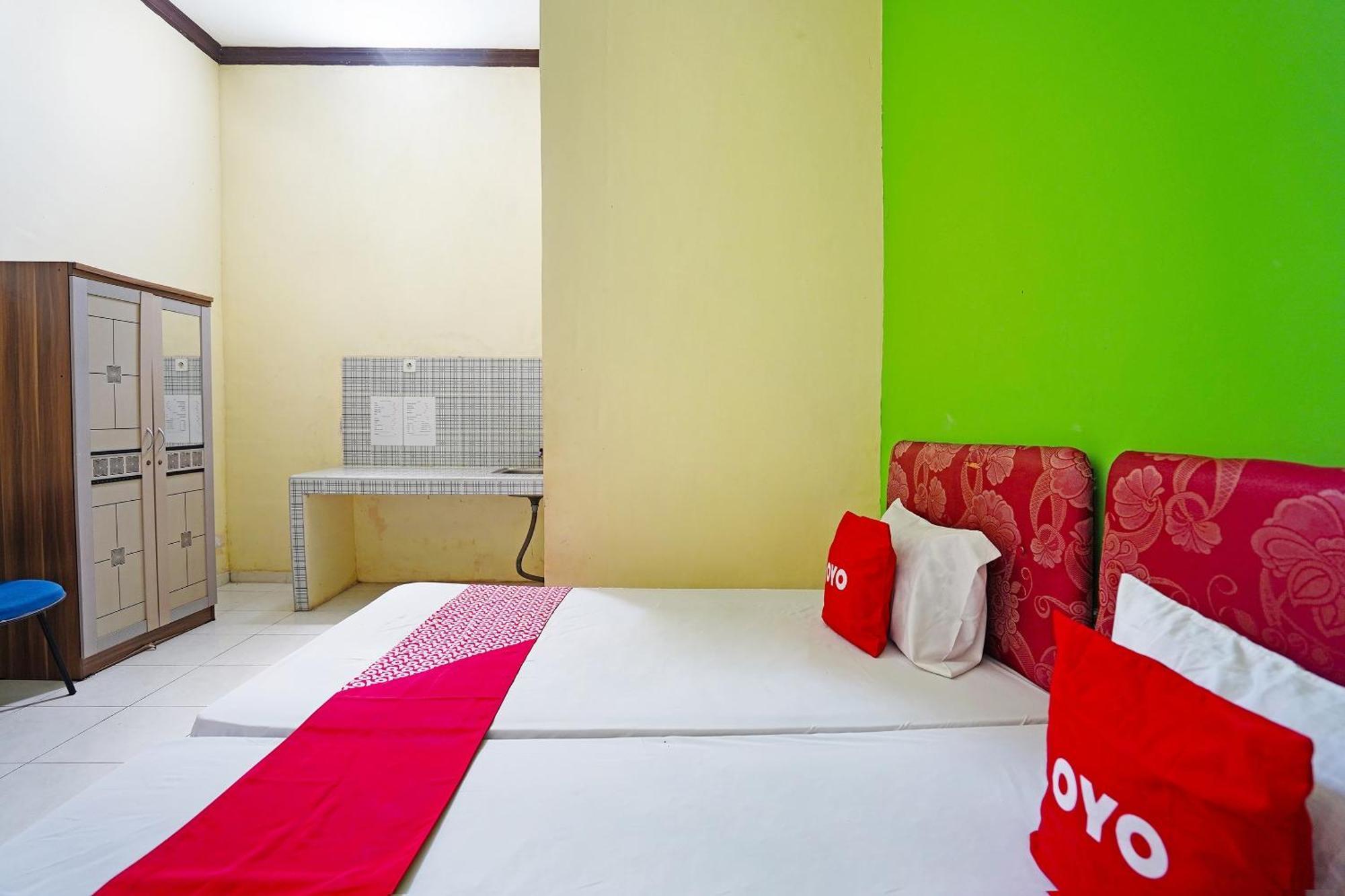 Oyo 91583 D'Cost Green Syariah Surabaya Exterior foto